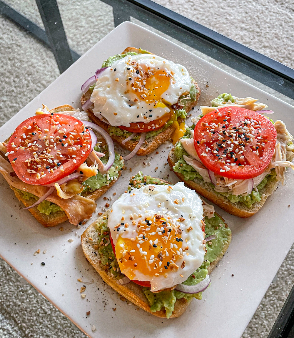 avocado toast with chicken and fried egg
