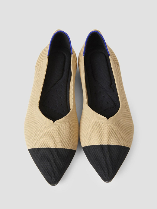 Lattelier Pointed Flat Shoes