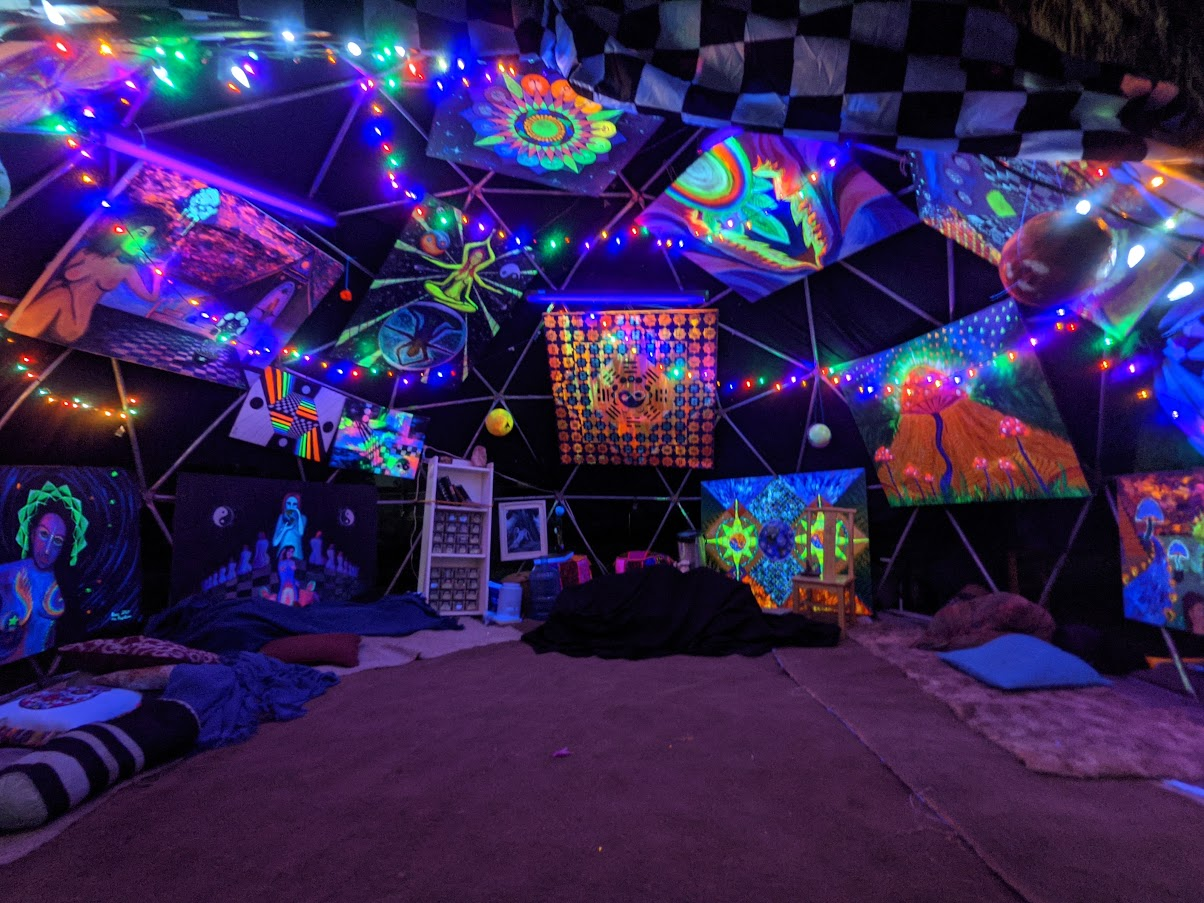 SSBD Festival 2022 Neon Tents Tea Lounge