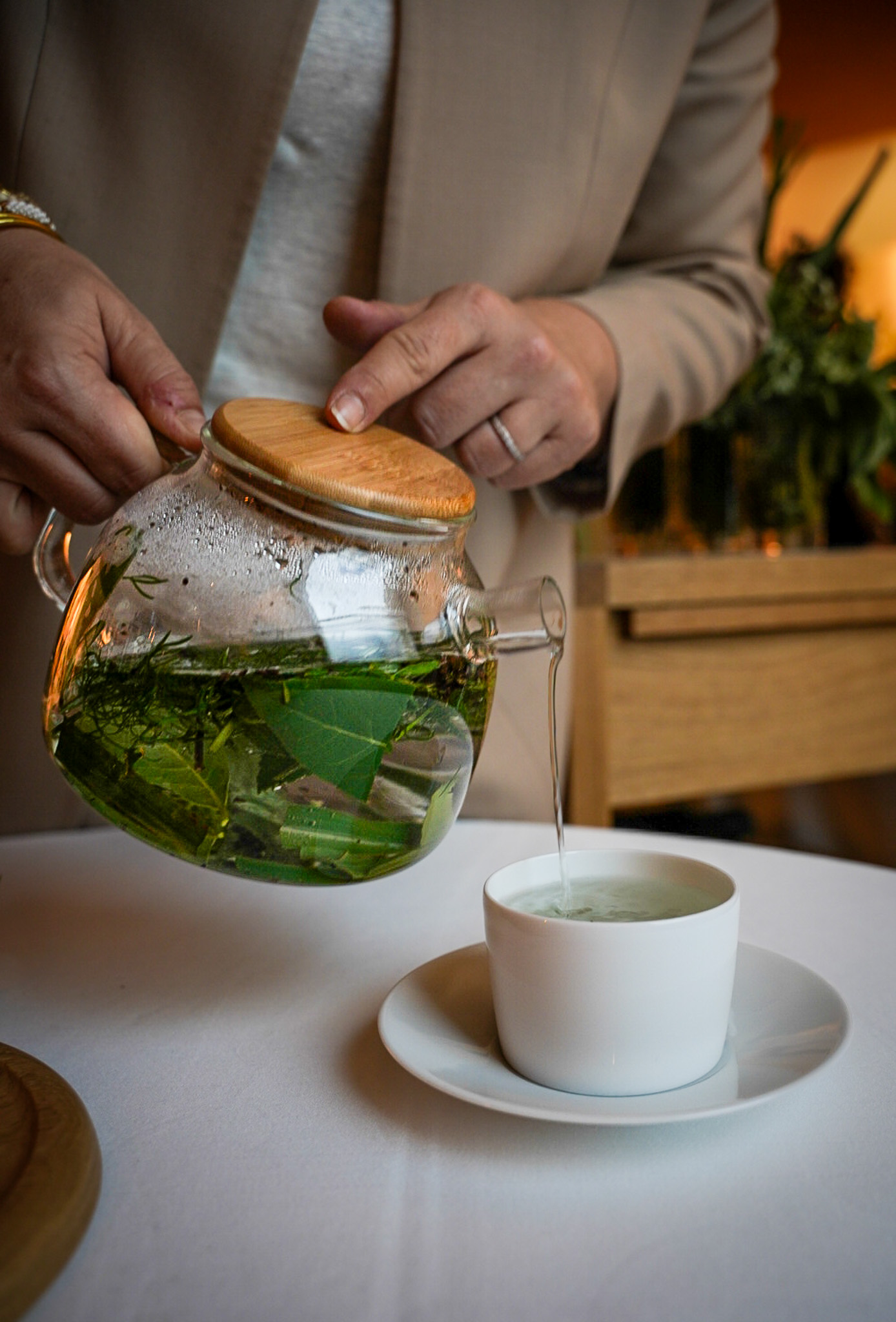 Infusion Tea pouring Arpege Paris France