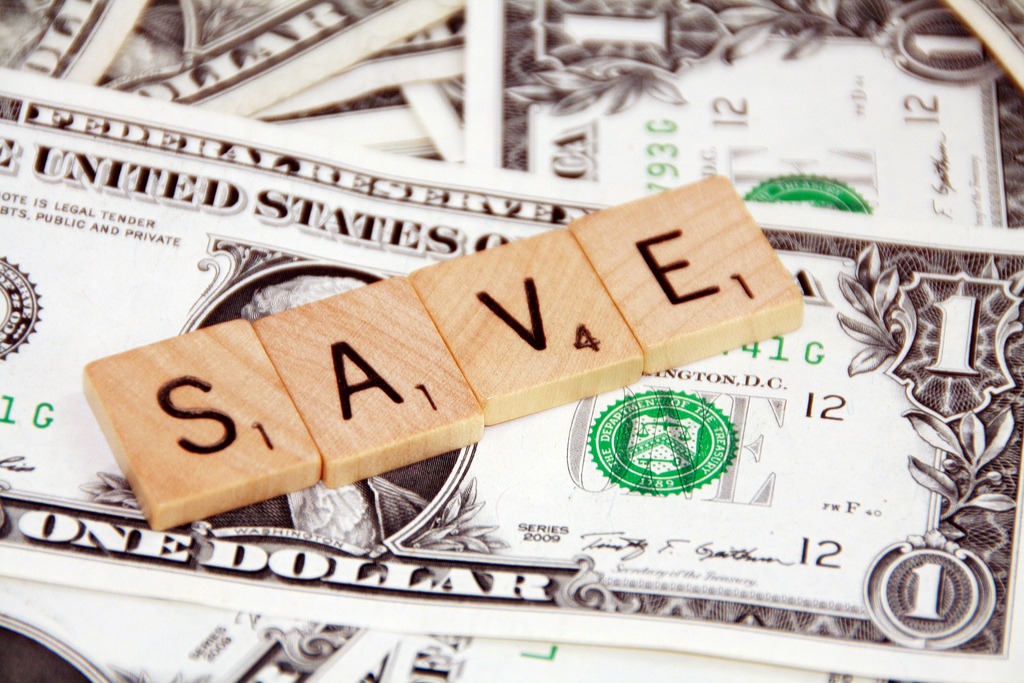 How to Save Money While Shopping Online
