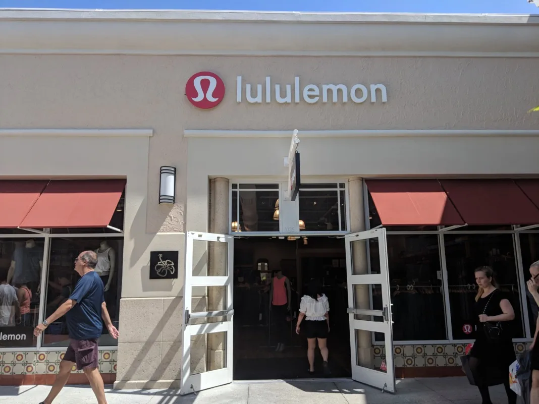 My Visit to the Glendale AZ lululemon Outlet (Dec 2017
