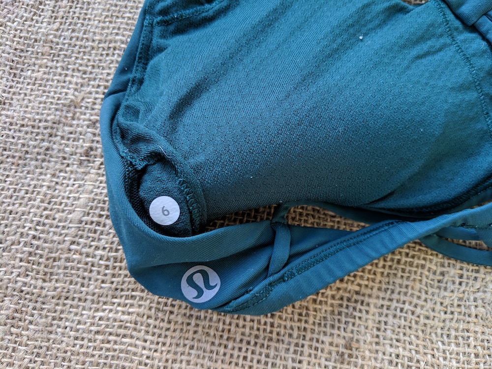 lululemon size dot with numbers around it