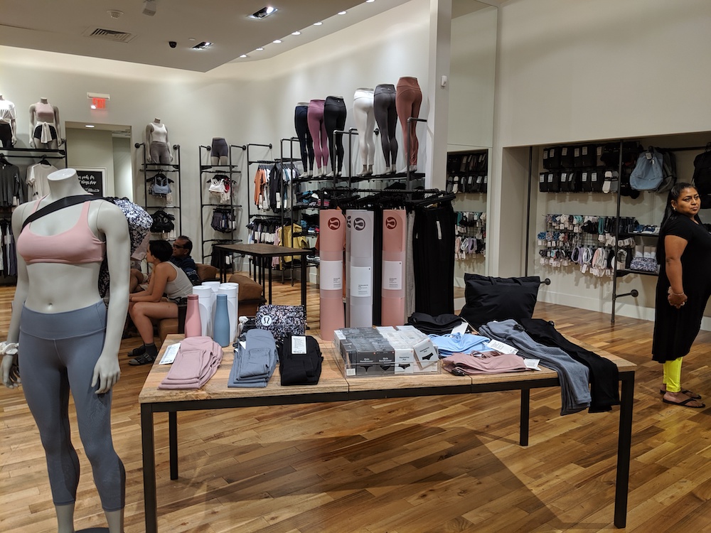 What is a lululemon Pop Up Store + Fit 