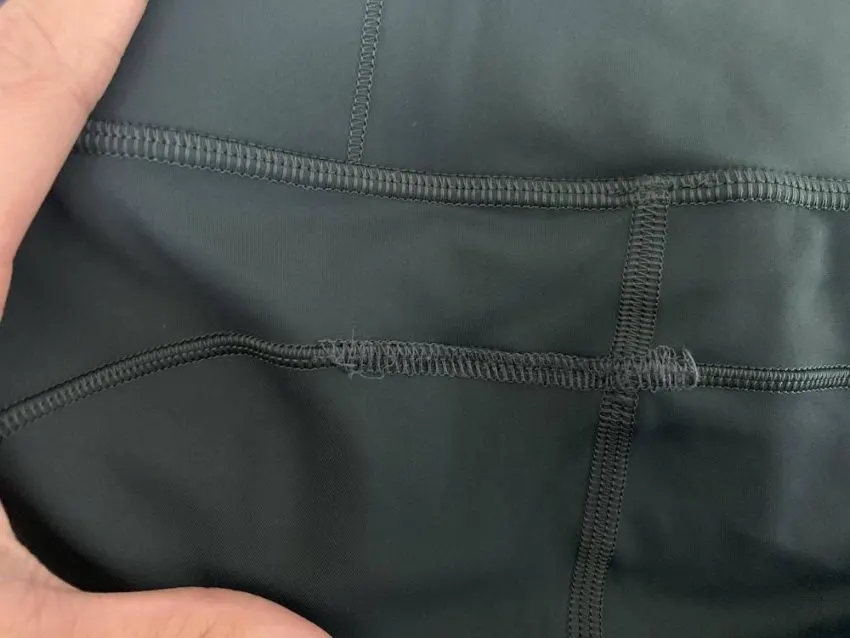 Ladies, help! How do you fix this and is this even fixable?! : r/lululemon